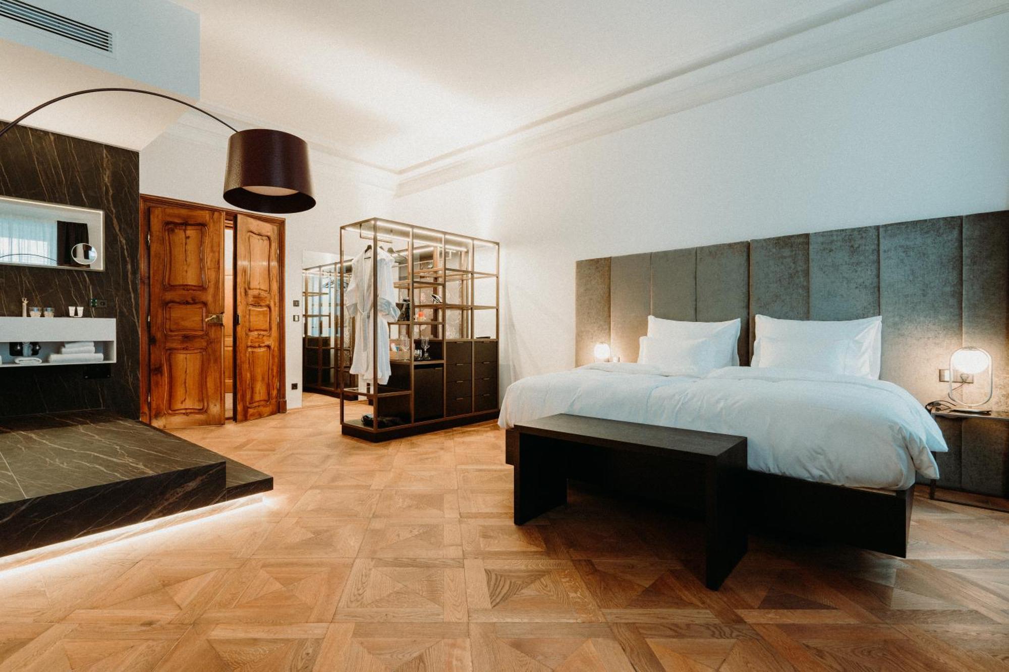 Meta Suites Historic City Living Bolzano Kültér fotó