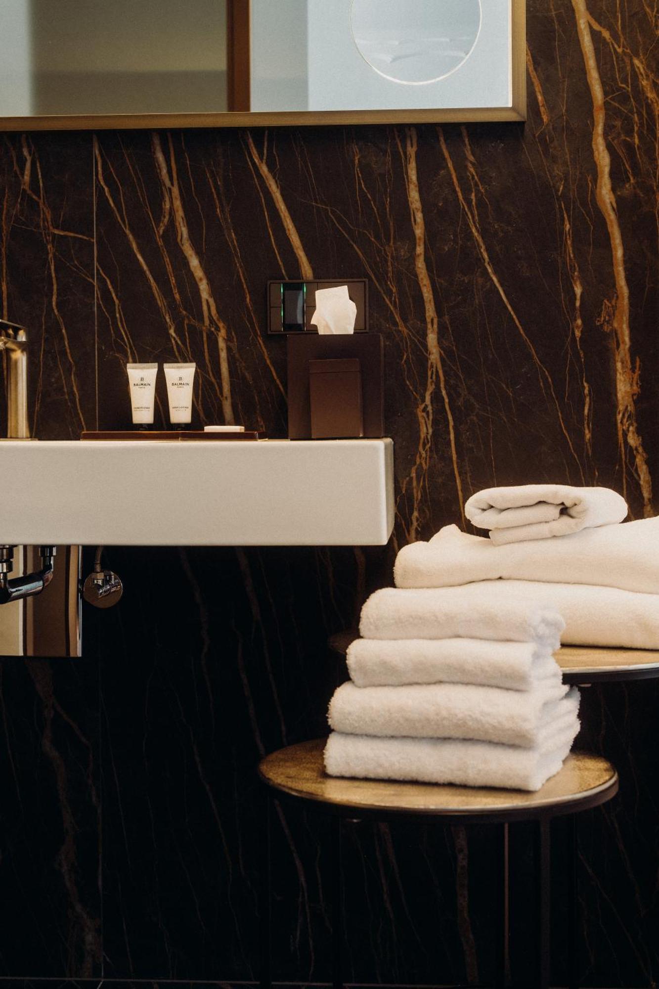 Meta Suites Historic City Living Bolzano Kültér fotó