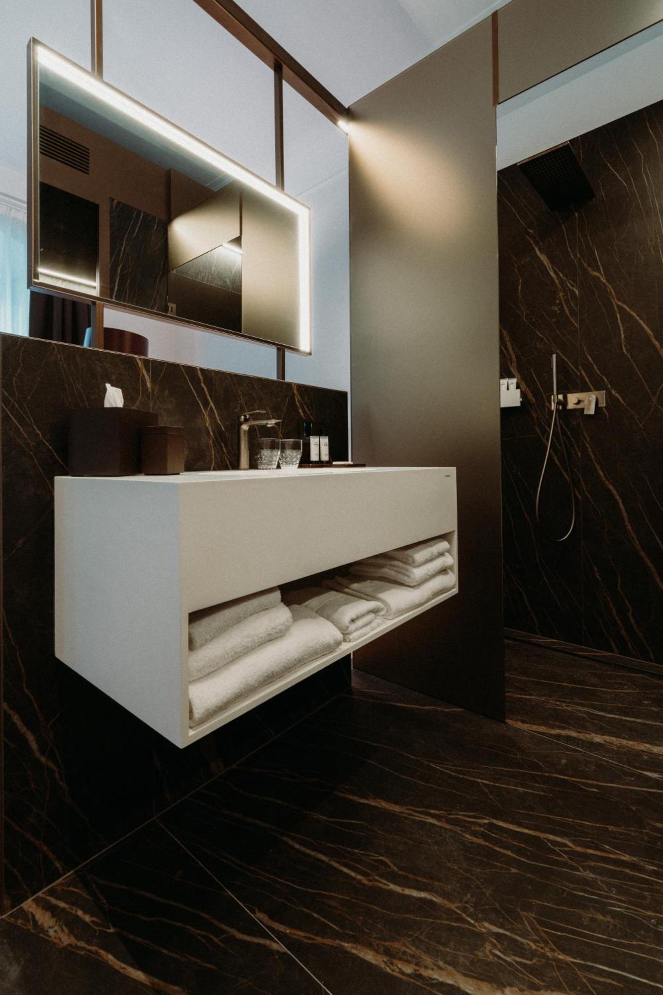 Meta Suites Historic City Living Bolzano Kültér fotó
