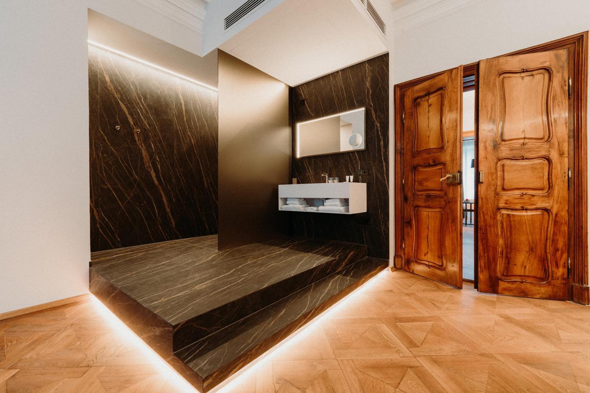 Meta Suites Historic City Living Bolzano Kültér fotó